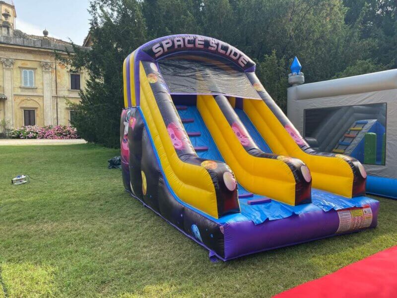 Tobogan-Gonflabil-Space-2 Toboganul gonflabil Space – aventură cosmică pentru copii curioși! 🚀