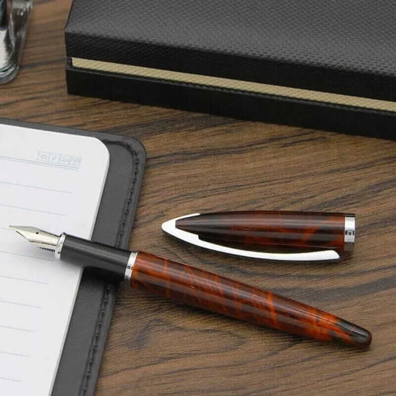 Stilou elegant portocaliu, incarcare duala rezervor si rezerva